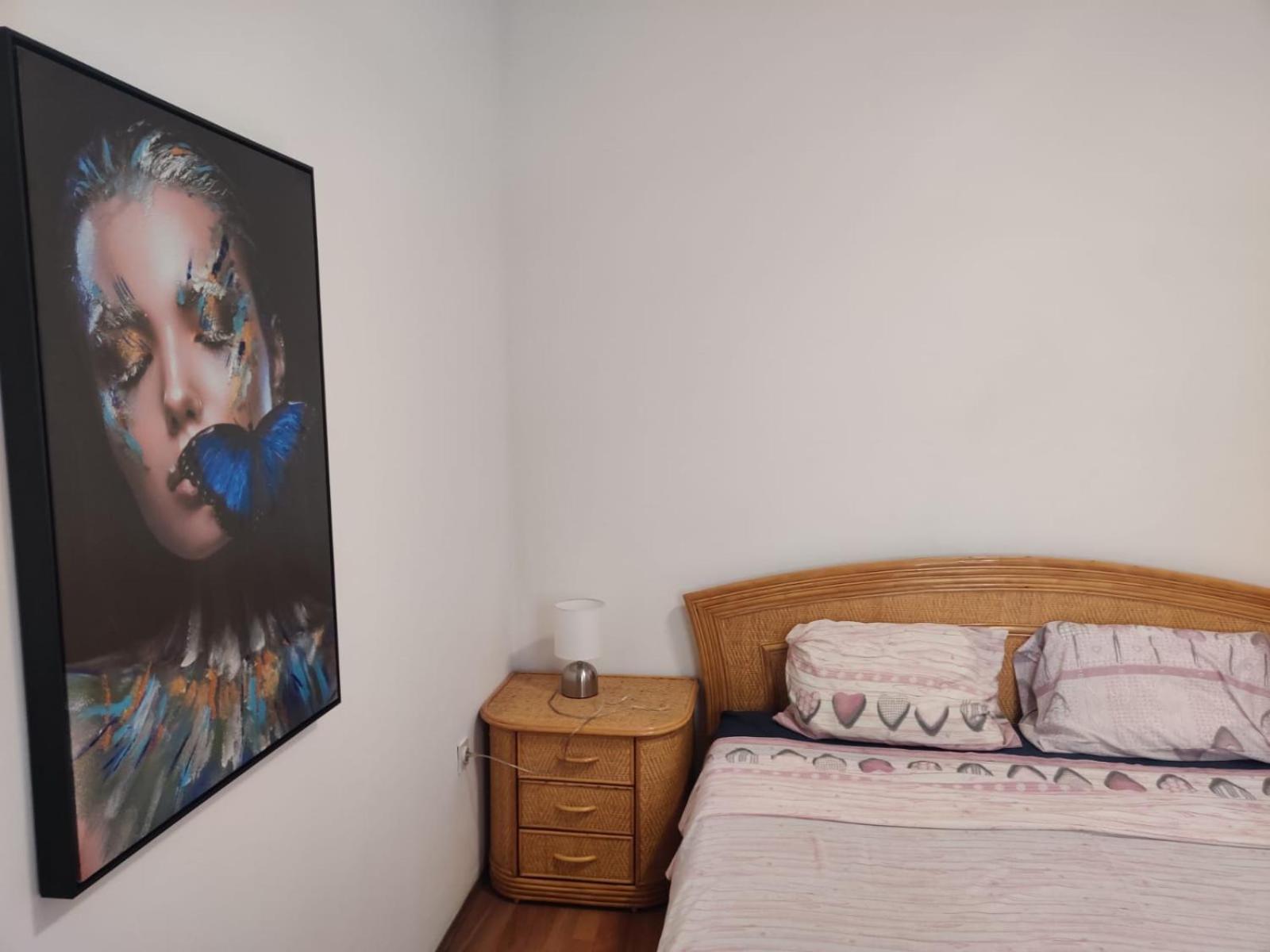 Apartments Pula With Private Parking Self Check In 외부 사진